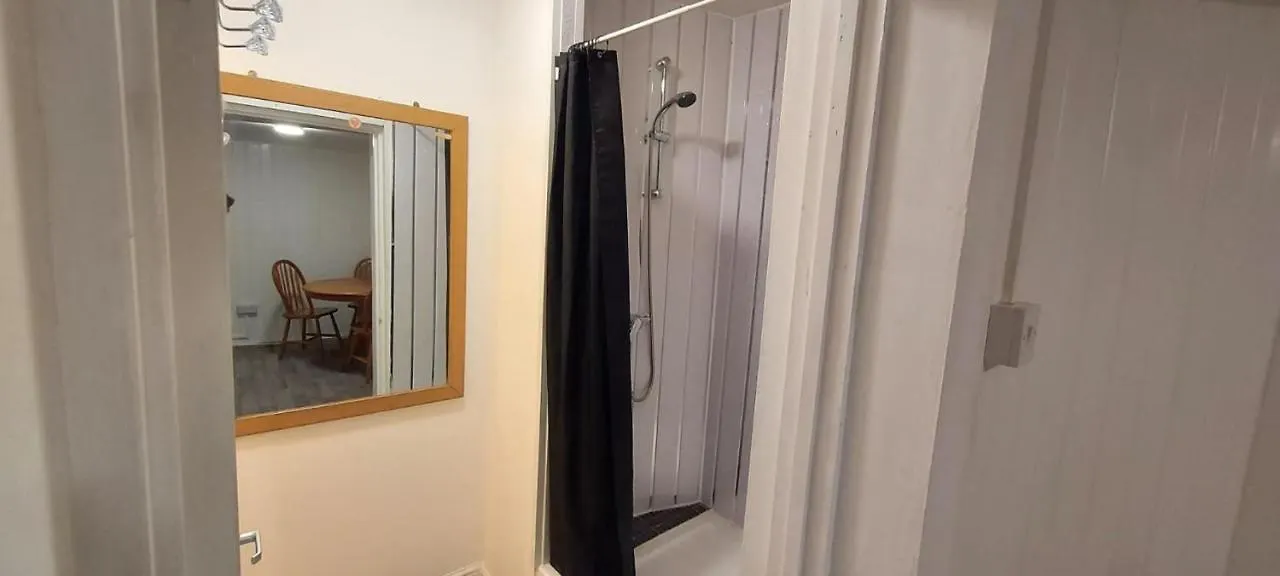 Lovely 3-Bed Apartment In Parkgate Rotherham 0*,  United Kingdom